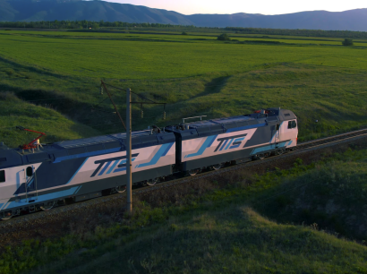 В Казахстане впервые совершены перевозки поездов повышенной массы